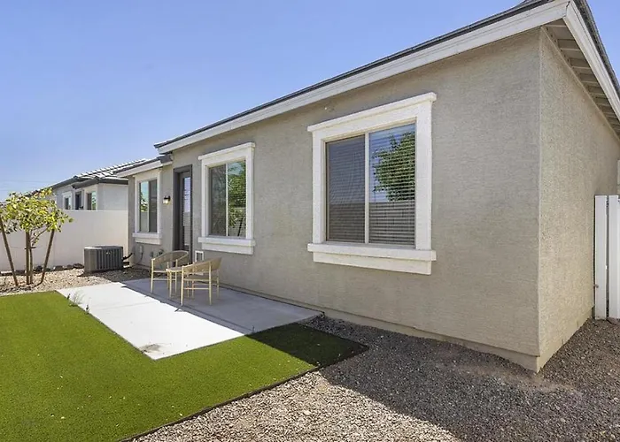 Landing - Modern With Amazing Amenities