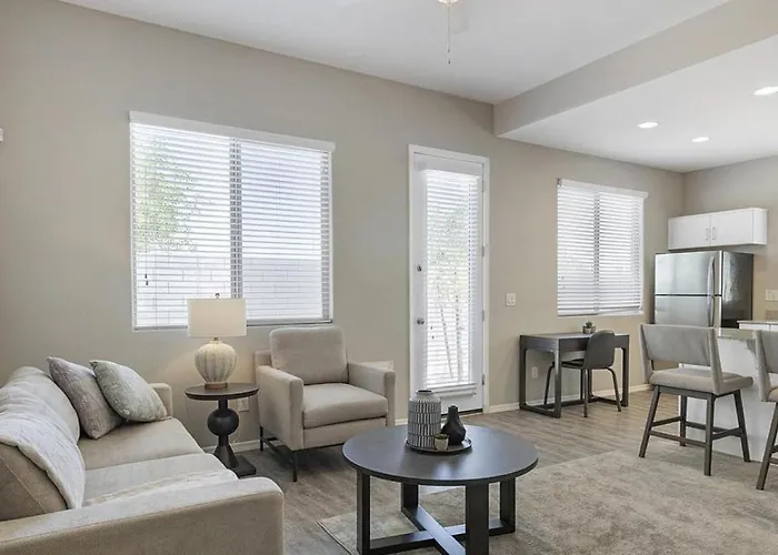 Landing - Modern With Amazing Amenities Litchfield Park