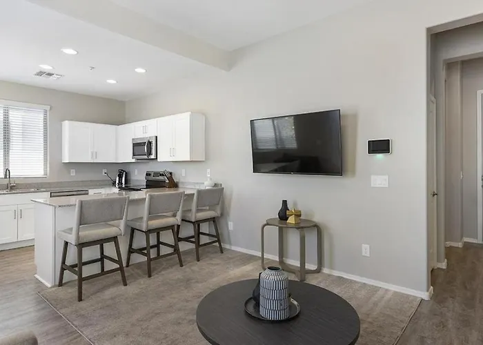 Landing - Modern With Amazing Amenities Apartment Litchfield Park